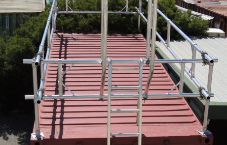 Roof handrail system